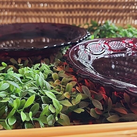 Vintage Cape Cod Ruby Glass Plates Set Of 2 Decorative Border - Picture 4 of 6